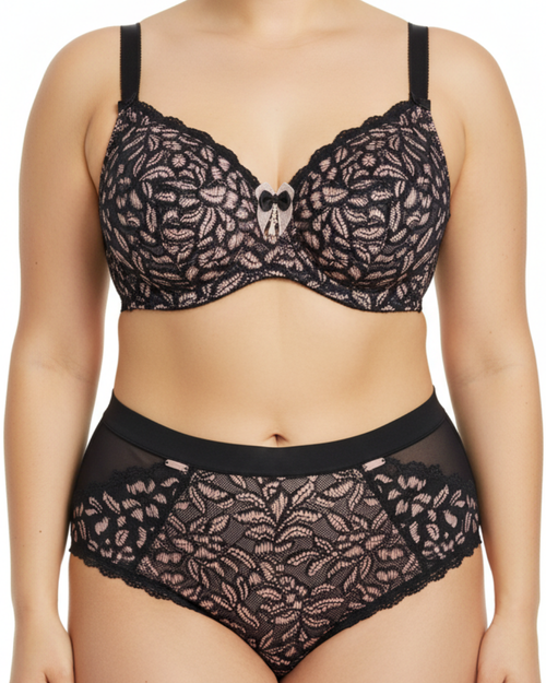 ALLA siyah ve pudra dantel büyük beden iç çamaşırı takımı. Destekli sütyen, rahat külot, şık ve konforlu tasarım. Online satın al.