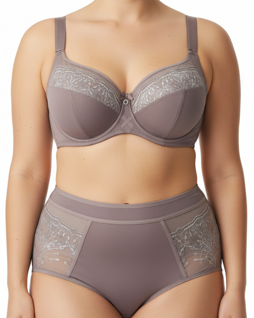 Destekli ve balenli sütyen, göğüsleri ideal şekilde toparlayarak doğal ve dengeli bir görünüm sağlar.