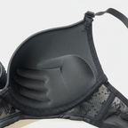 Siyah tül kalp desenli sütyen iç görünüm