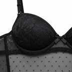 Siyah transparan tül detaylı balenli body. Vücudu nazikçe şekillendiren, zarif ve konforlu iç giyim modeli. Kap yapısı detayı.