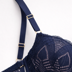 Lacivert Dantel Couture Sütyen – Sofistike Destek ve Zamansız Zarafet