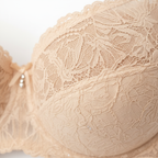 Dantel desen detayı