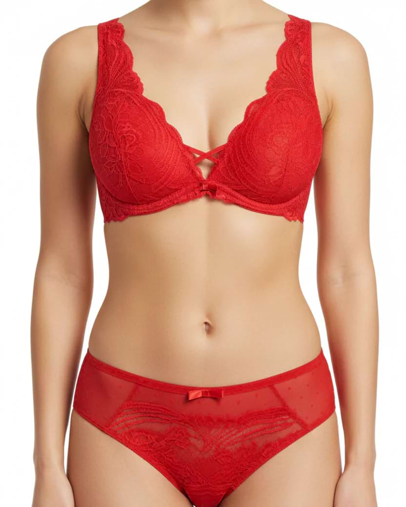 Zarif kırmızı dantel detaylı premium sütyen ve külot takımı.