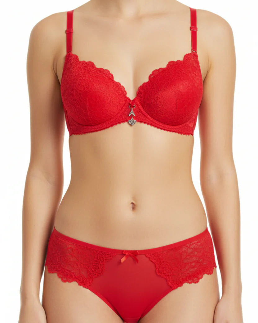 Şık ve toparlayıcı kırmızı dantel sütyen ve külot takımı. Premium kalite, feminen tasarım ve gün boyu konfor. Hemen keşfedin.
