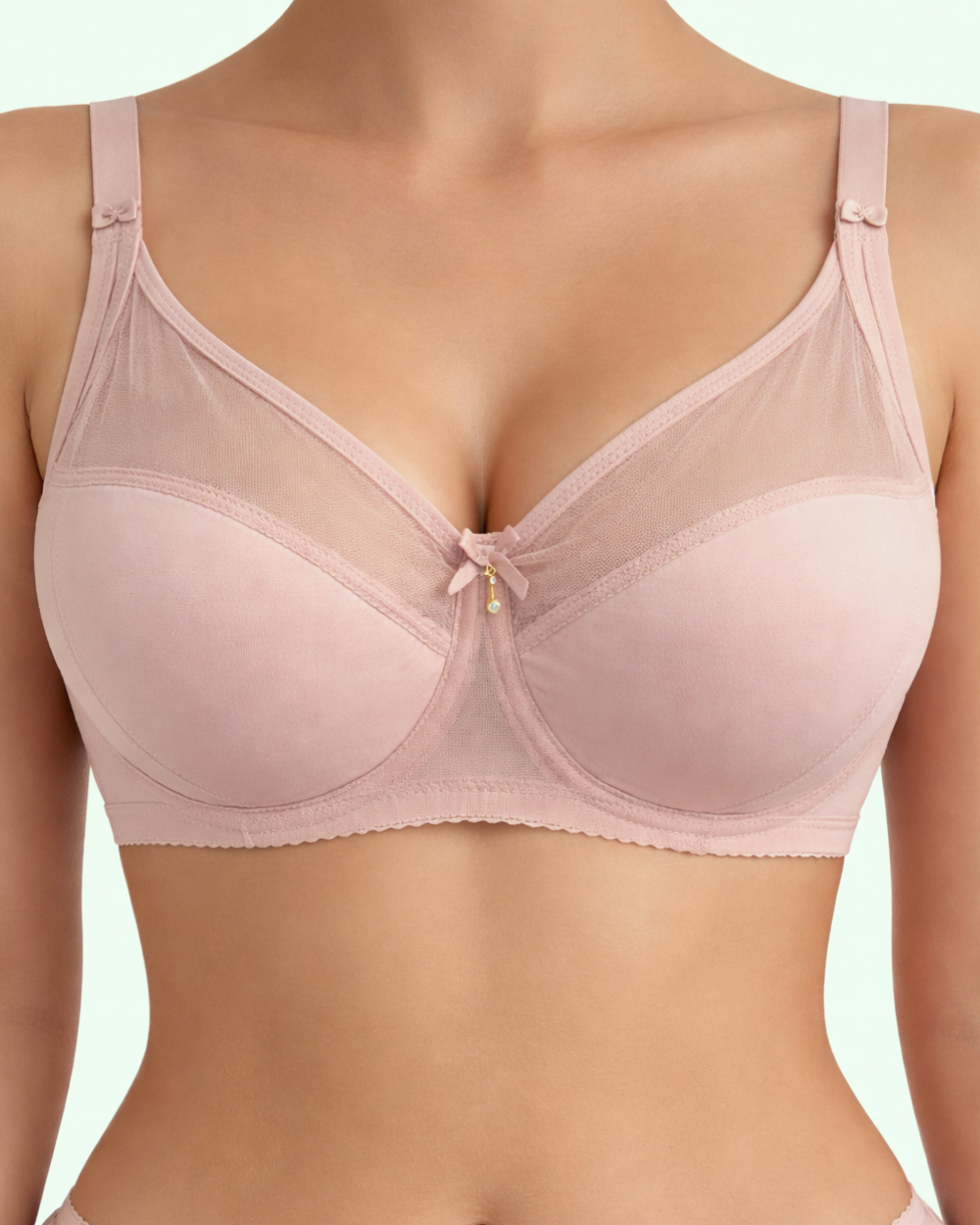 Balensiz ve toparlayıcı yapıya sahip pudra sütyen. Büyük beden uyumlu, yumuşak dokulu ve konforlu tasarım.